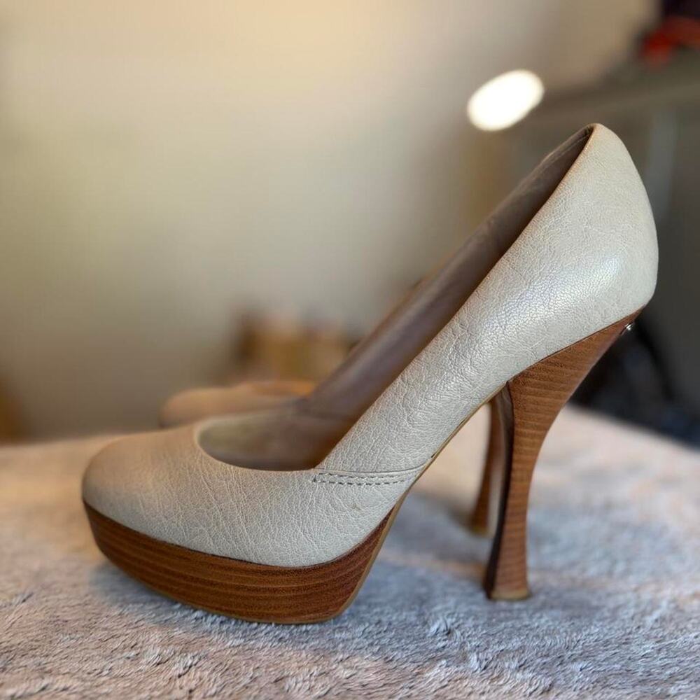 Michael Kors cream/ivory platform pumps